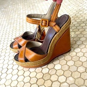 CHRISTIAN LOUBOUTIN
Leather Espadrilles wedge sandals, 39 EU